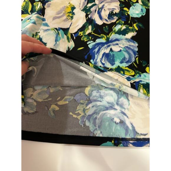 NWT New Women L JM Collection Floral Black 1/2 bell sleeve blouse tunic top - Picture 8 of 12